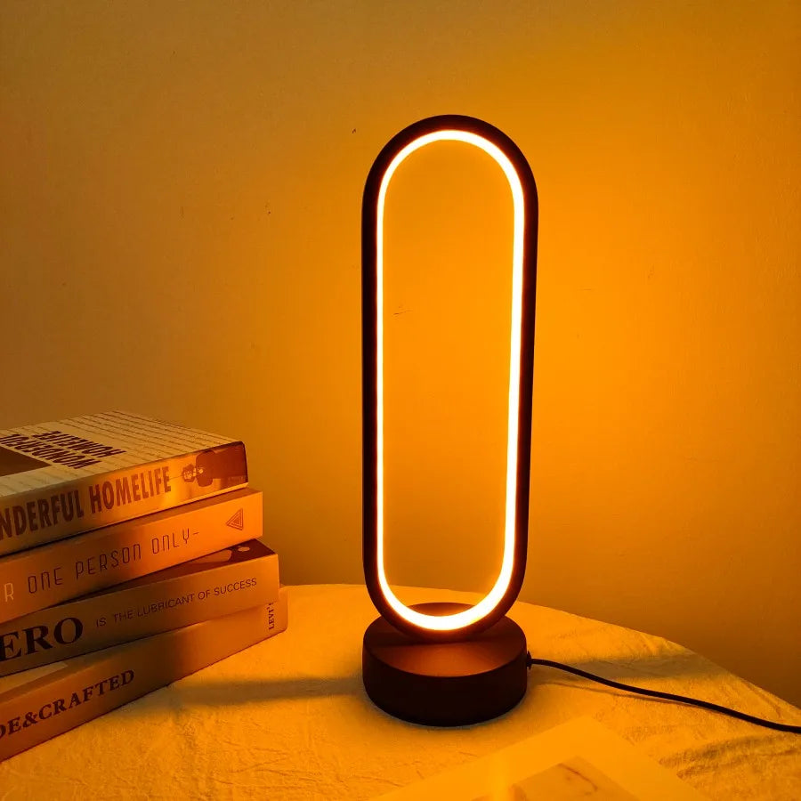 Lampada da tavolo ovale contemporanea