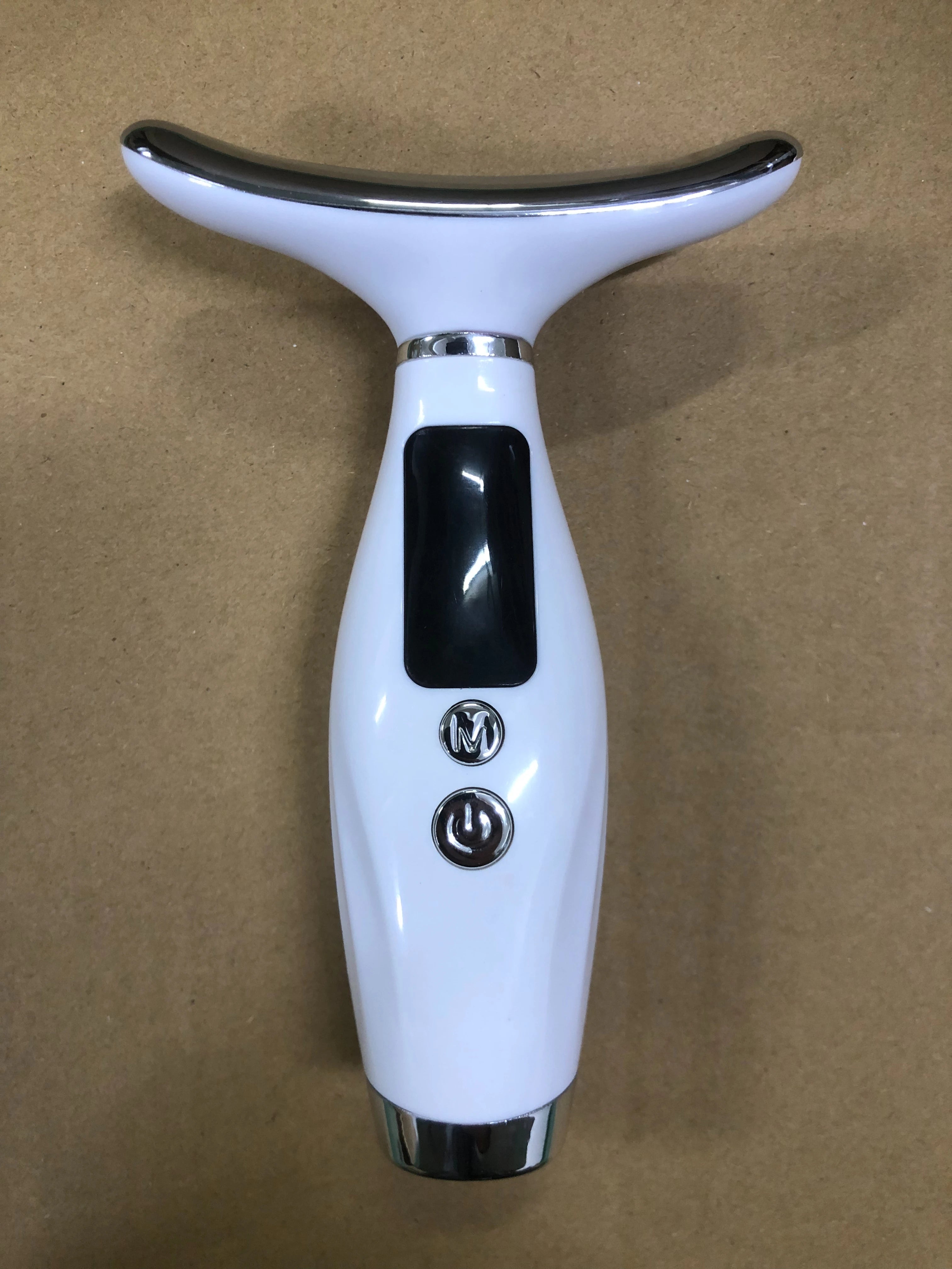 Dispositivo di bellezza per collo e viso a LED